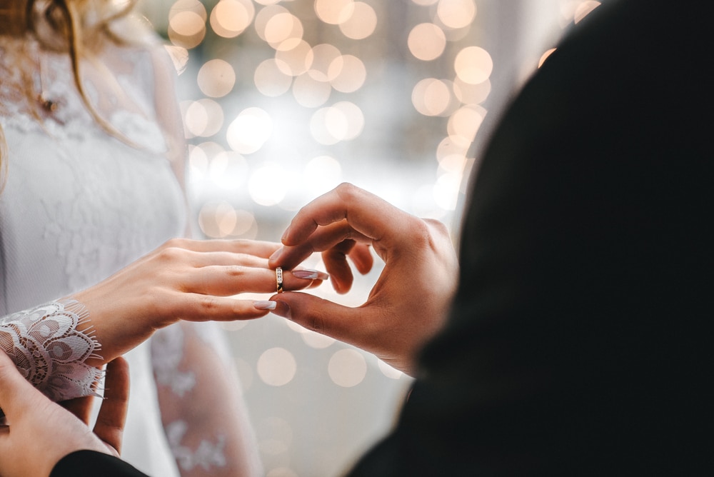 Stillwater MN Wedding Venue, photo of bride and groom getting married